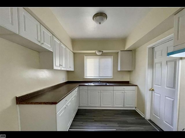 17198 Bradford St Street, Detroit, MI 48205