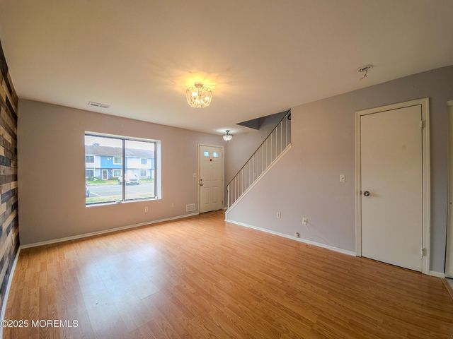 12 Creek Road, Brick, NJ 08724