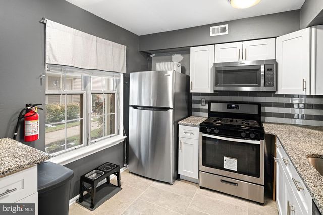 505A RALSTON DR, Mount Laurel, NJ 08054