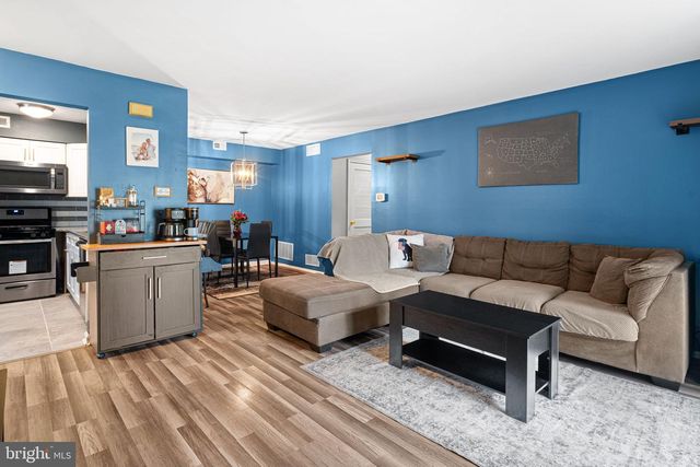 505A RALSTON DR, Mount Laurel, NJ 08054