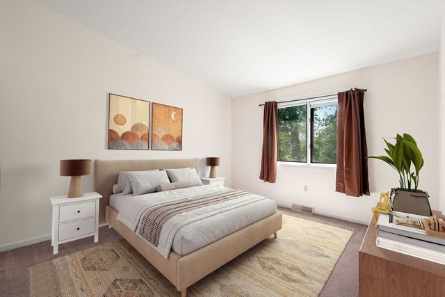 50 Londonderry Rd 50, Grafton, MA 01519