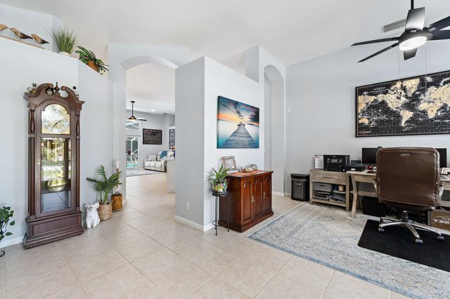 8577 SW Sea Captain Drive, Stuart, FL 34997