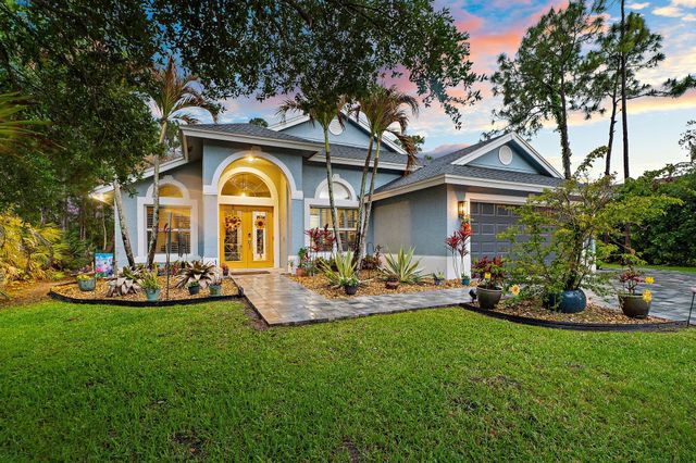8577 SW Sea Captain Drive, Stuart, FL 34997