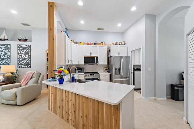 8577 SW Sea Captain Drive, Stuart, FL 34997