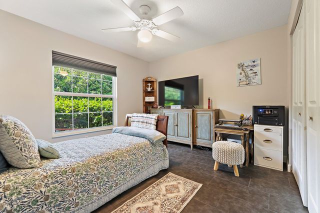 8577 SW Sea Captain Drive, Stuart, FL 34997