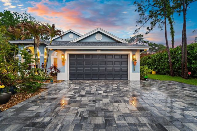 8577 SW Sea Captain Drive, Stuart, FL 34997