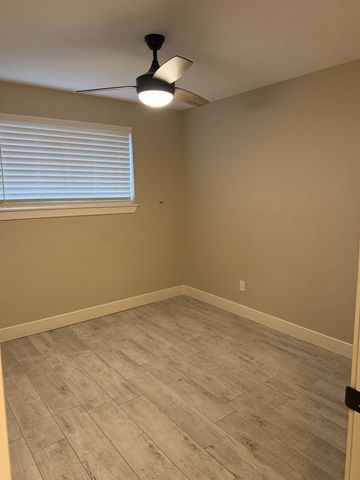 9402 Val Verde Street, Houston, TX 77063