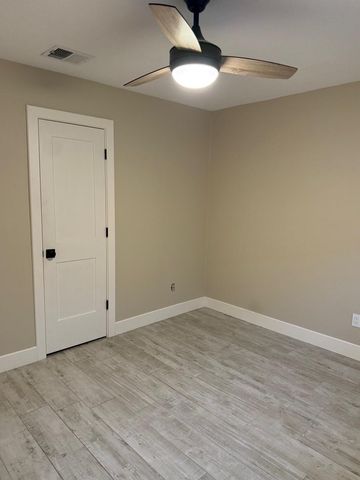 9402 Val Verde Street, Houston, TX 77063