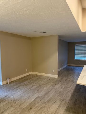 9402 Val Verde Street, Houston, TX 77063