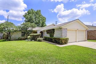 9402 Val Verde Street, Houston, TX 77063