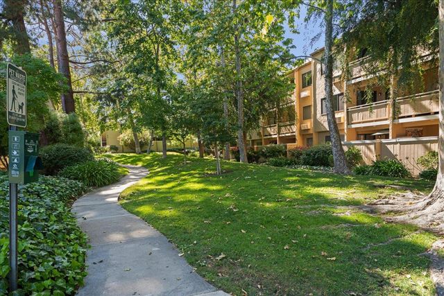 946 Kiely Boulevard A, Santa Clara, CA 95051