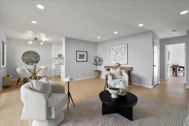 946 Kiely Boulevard A, Santa Clara, CA 95051