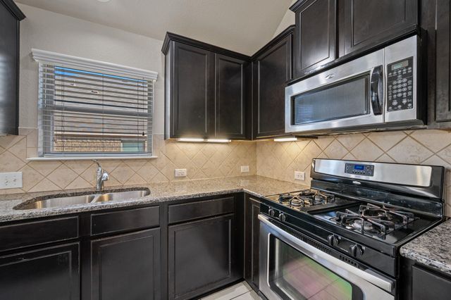 358 Hot Spring VLY, Buda, TX 78610
