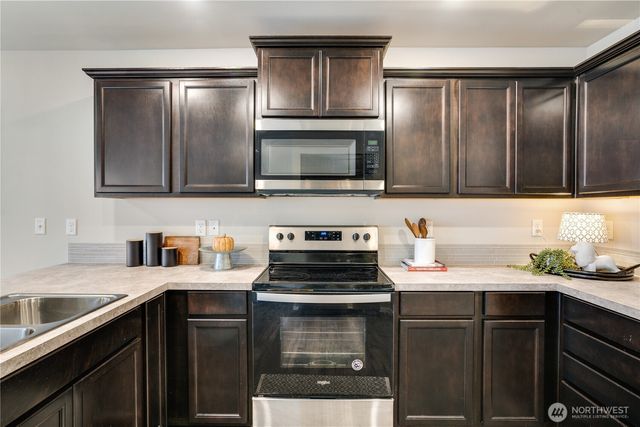 18709 107th Avenue Ct E, Puyallup, WA 98374