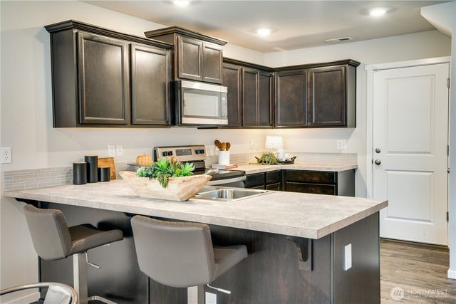 18709 107th Avenue Ct E, Puyallup, WA 98374