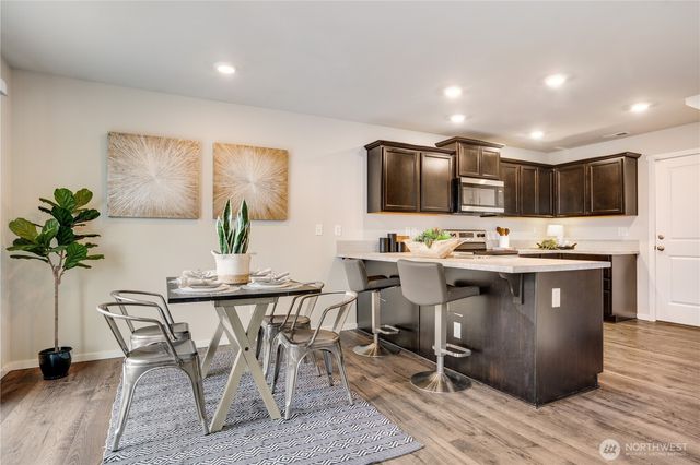 18709 107th Avenue Ct E, Puyallup, WA 98374