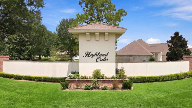 142 Hickory Knoll Ave, Gray, LA 70359