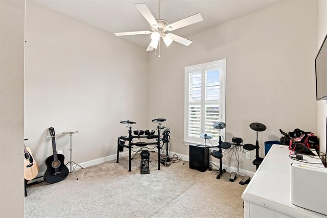 142 Hickory Knoll Ave, Gray, LA 70359