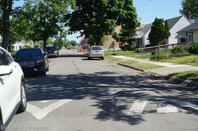 20009 Indiana Street, Detroit, MI 48221