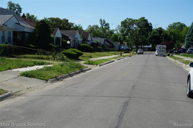 20009 Indiana Street, Detroit, MI 48221