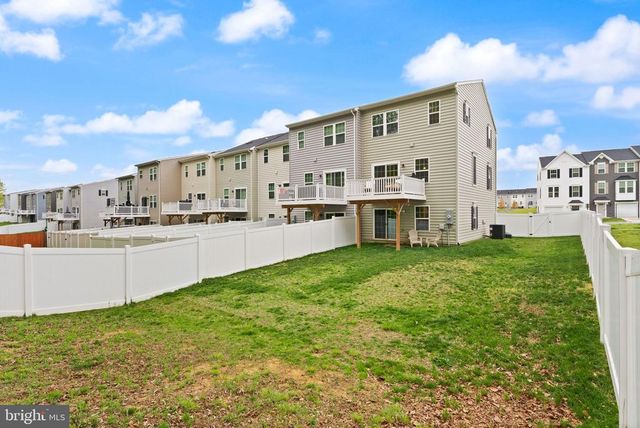 36035 COYOTE TRL, Locust Grove, VA 22508
