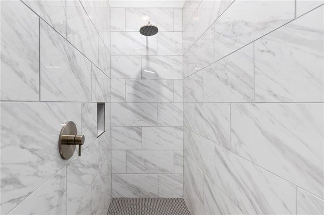 1438 Walker SE Place, Atlanta, GA 30317