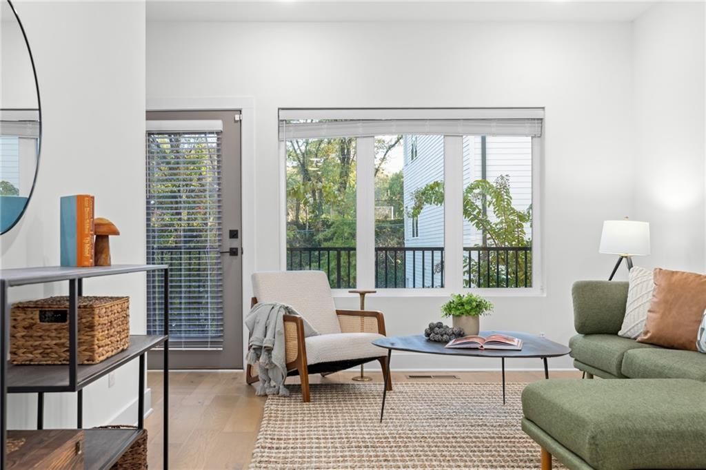 1438 Walker SE Place, Atlanta, GA 30317