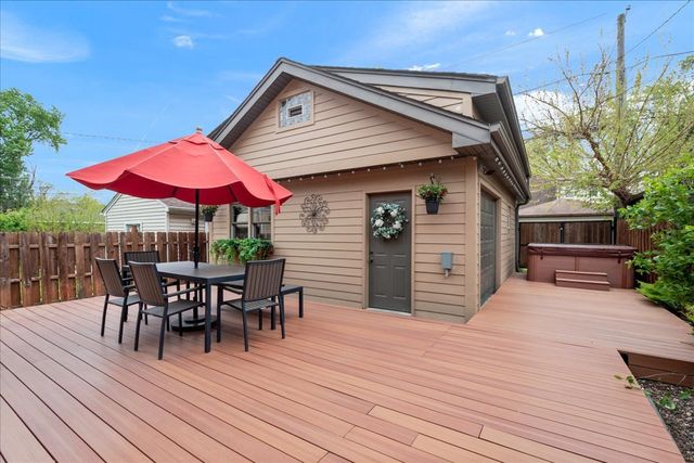 4947 Estes Avenue, Skokie, IL 60077