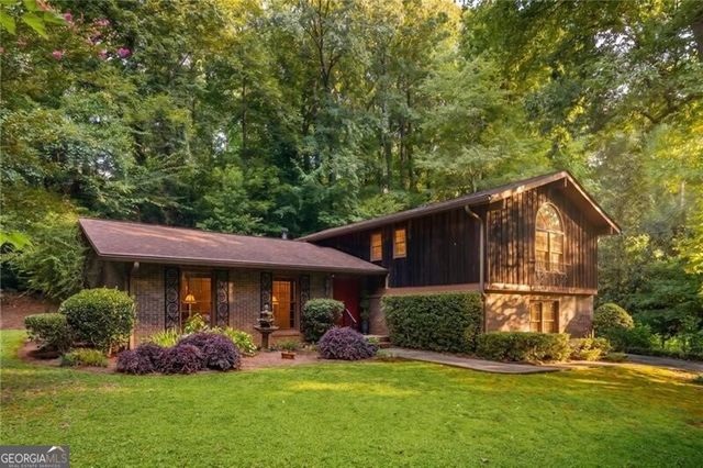 215 N Mill Road, Sandy Springs, GA 30328