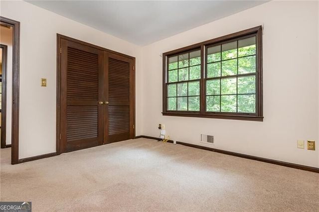 215 N Mill Road, Sandy Springs, GA 30328