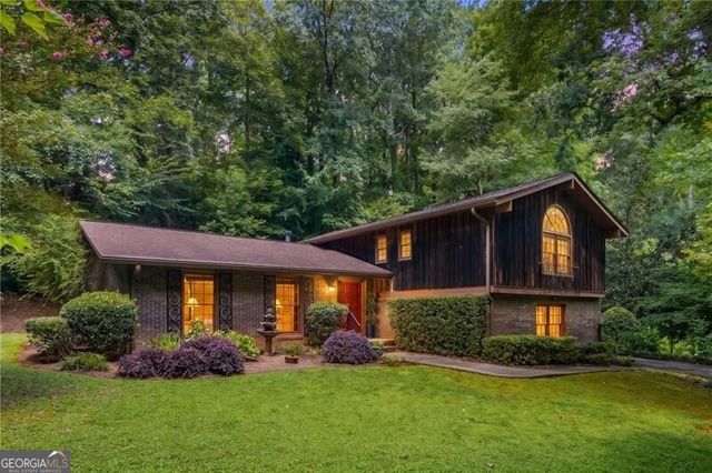 215 N Mill Road, Sandy Springs, GA 30328