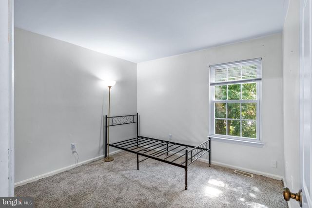 7107 FORBES BLVD, Lanham, MD 20706