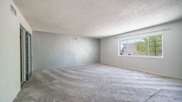 1910 W BELMONT Avenue, Phoenix, AZ 85021