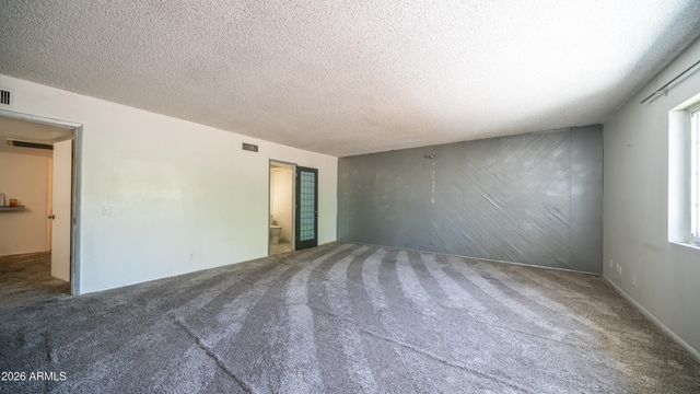 1910 W BELMONT Avenue, Phoenix, AZ 85021