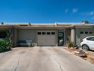 1910 W BELMONT Avenue, Phoenix, AZ 85021