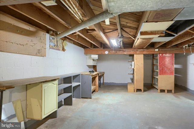 31 SPRINGERS LN, New Cumberland, PA 17070