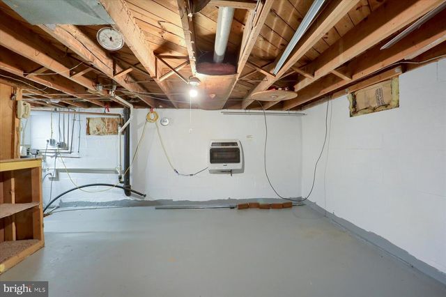 31 SPRINGERS LN, New Cumberland, PA 17070