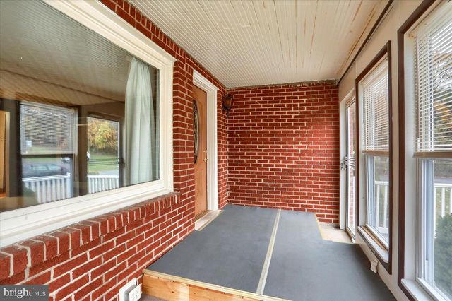 31 SPRINGERS LN, New Cumberland, PA 17070