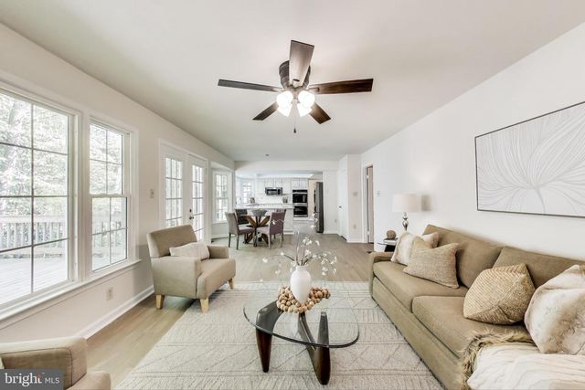 12148 DARNLEY RD, Woodbridge, VA 22192