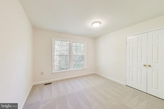 12148 DARNLEY RD, Woodbridge, VA 22192