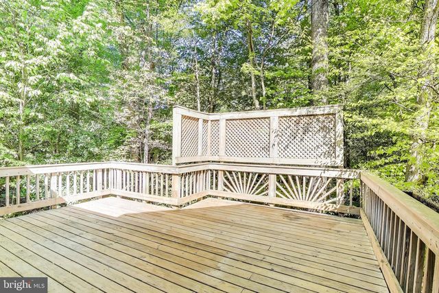12148 DARNLEY RD, Woodbridge, VA 22192