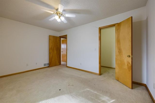 7200 E 69th Street, Kansas City, MO 64133