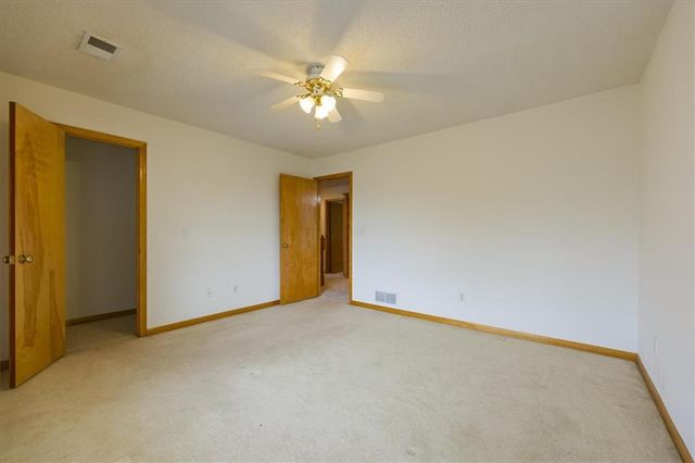 7200 E 69th Street, Kansas City, MO 64133