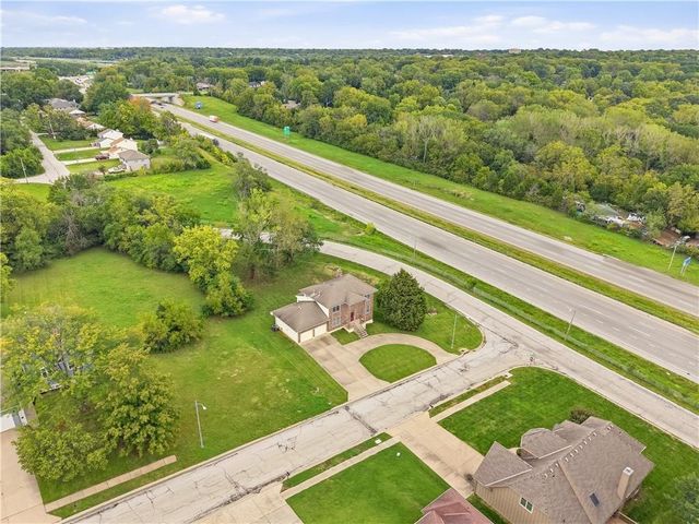 7200 E 69th Street, Kansas City, MO 64133