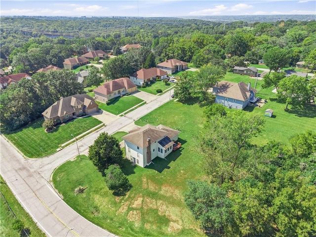 7200 E 69th Street, Kansas City, MO 64133