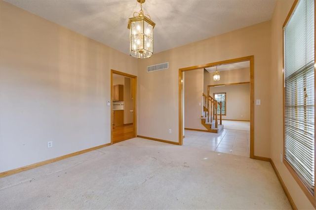 7200 E 69th Street, Kansas City, MO 64133