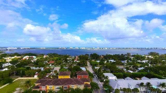 531 S Federal Highway 16, Lake Worth, FL 33460