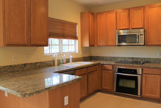 531 S Federal Highway 16, Lake Worth, FL 33460