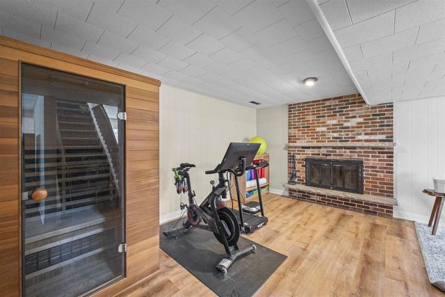 311 Blue View Drive, Mount Horeb, WI 53572
