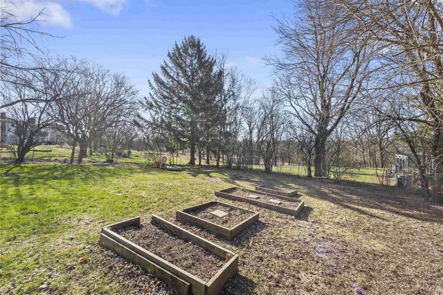 311 Blue View Drive, Mount Horeb, WI 53572